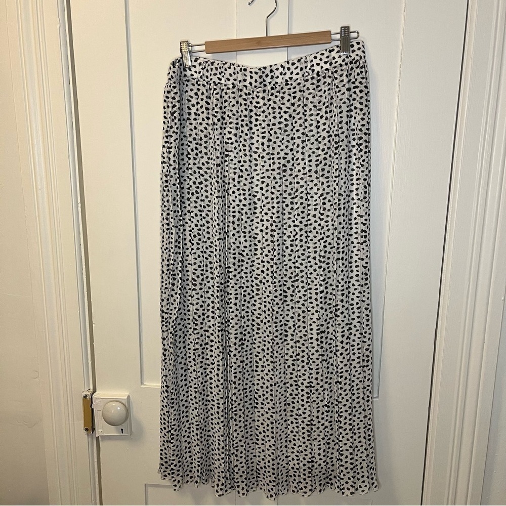 Polka dot skirt